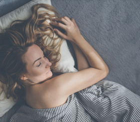 Почему женщинам часто снится секс