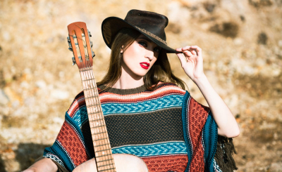 Модные цвета и принты в 2025 году